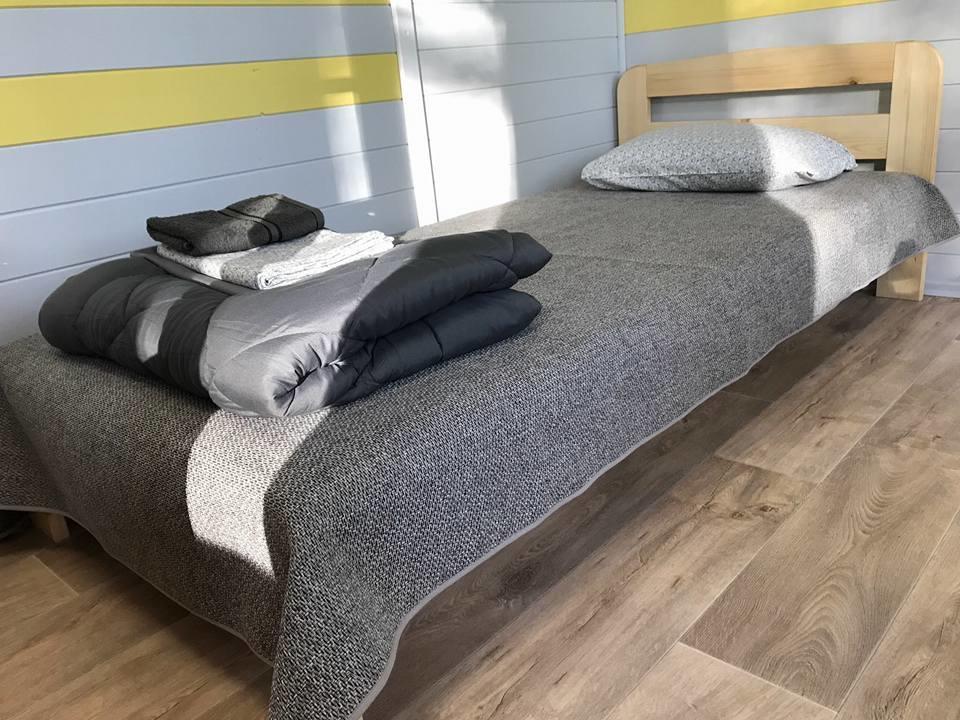Kempings Ezerpriedes Burtnieki  Bagian luar foto